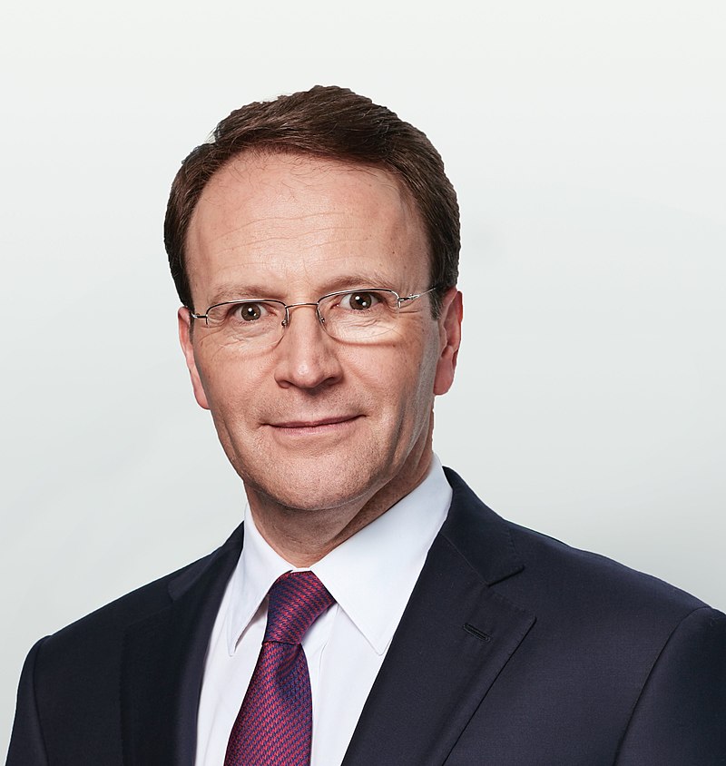 Mark Schneider