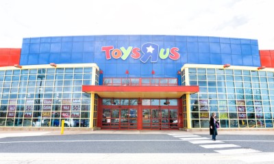 Toys R US