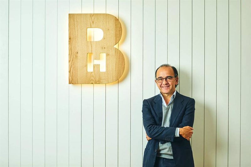 Juan Bueno, Buy y Hold