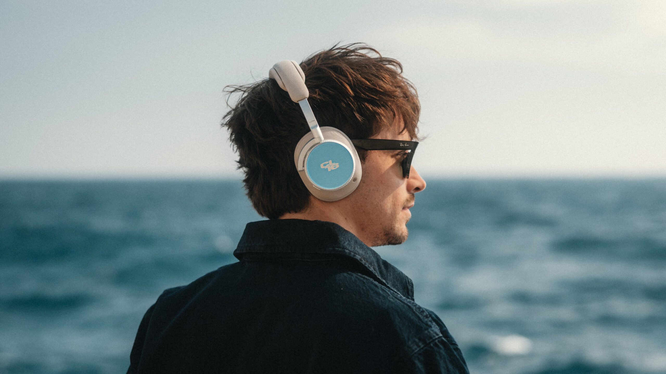Charles Leclerc y Bang & Olufsen