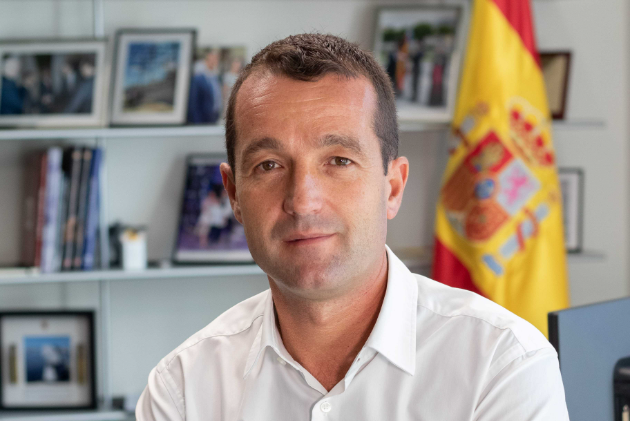 El presidente de Indra, Ángel Escribano