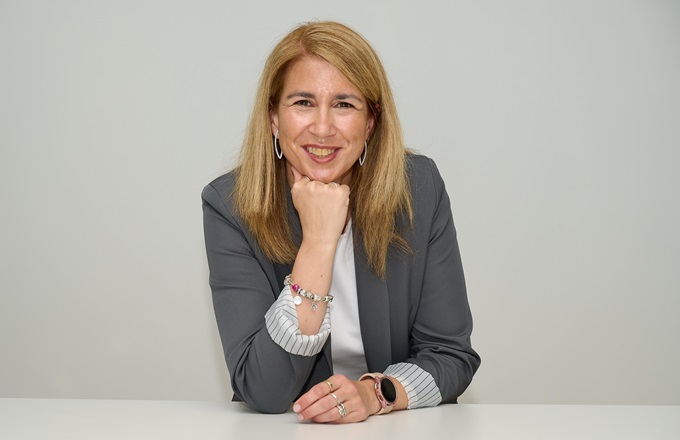 Adela Vélez