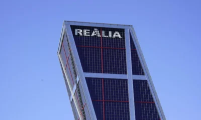 Realia