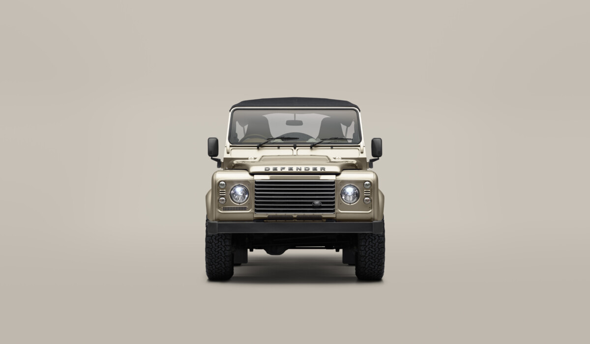 Defender V8 Soft Top