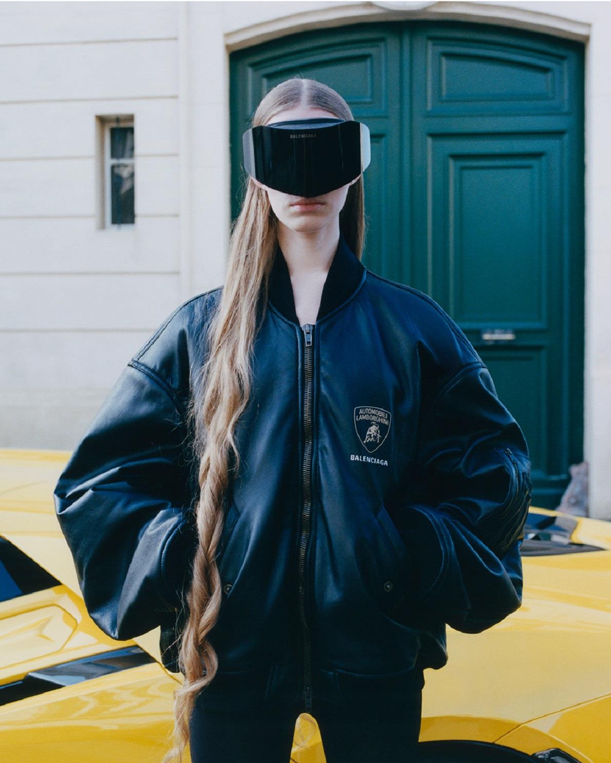 Lamborghini y Balenciaga