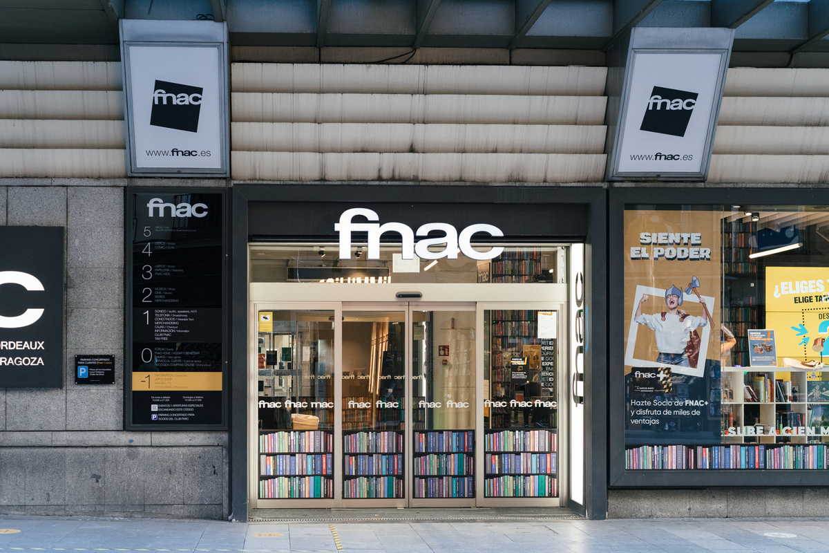 FNAC